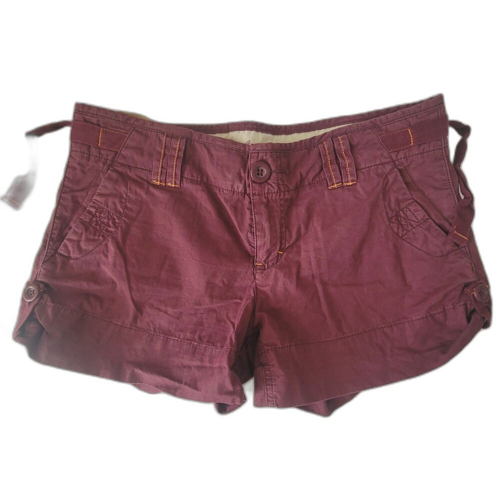 American Eagle Womens Size 8 Midi Maroon Chino Shorts